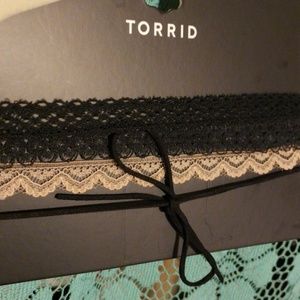 Lace & Bow Choker Set